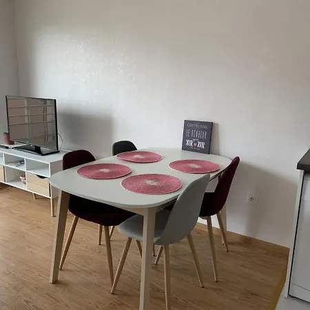 Proche Plage, Moderne Et Equipe Pour 4 Personnes - Fr-1-482-82 * Fort-Mahon-Plage