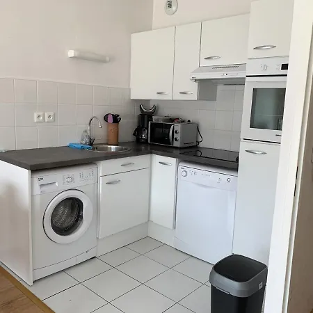 Proche Plage, Moderne Et Equipe Pour 4 Personnes - Fr-1-482-82 Apartment *